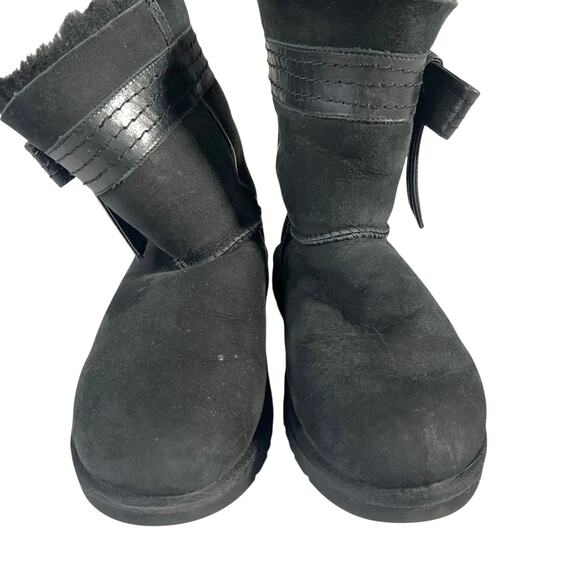 UGG Bailey Bow Black Shearling Boots Women’s US 8 Good Condition - Picture 4 of 10